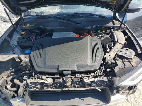 2019 AUDI E-TRON