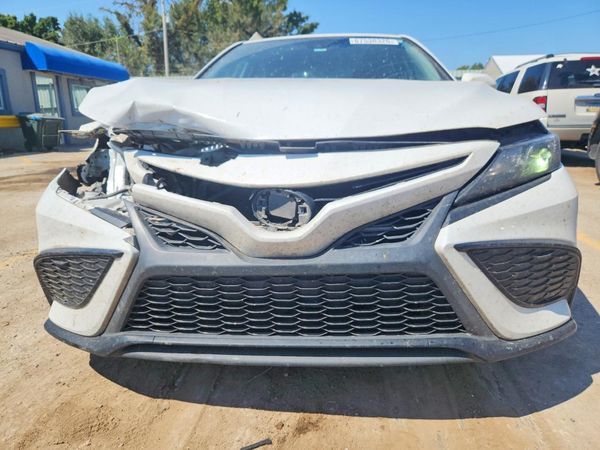 2022 TOYOTA CAMRY