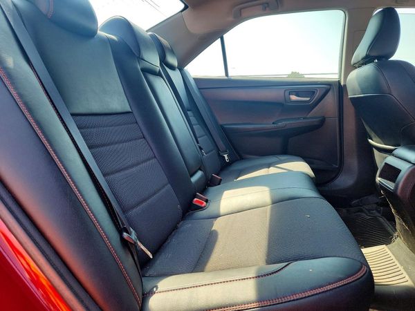 2017 TOYOTA CAMRY