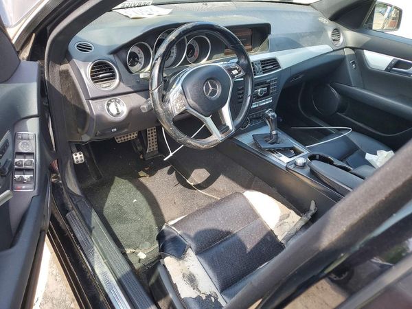 2012 MERCEDES-BENZ C