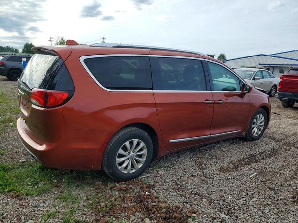 2018 CHRYSLER PACIFICA