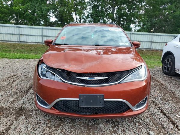 2018 CHRYSLER PACIFICA