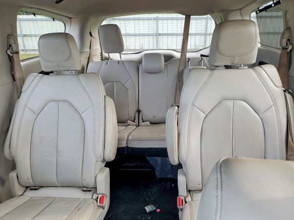 2018 CHRYSLER PACIFICA