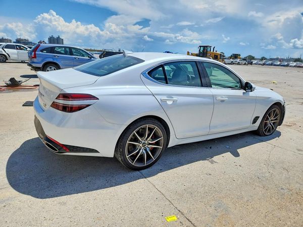 2025 GENESIS G70