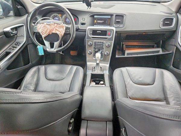 2013 VOLVO S60