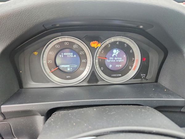 2013 VOLVO S60