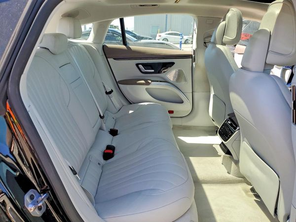 2022 MERCEDES-BENZ EQS SEDAN