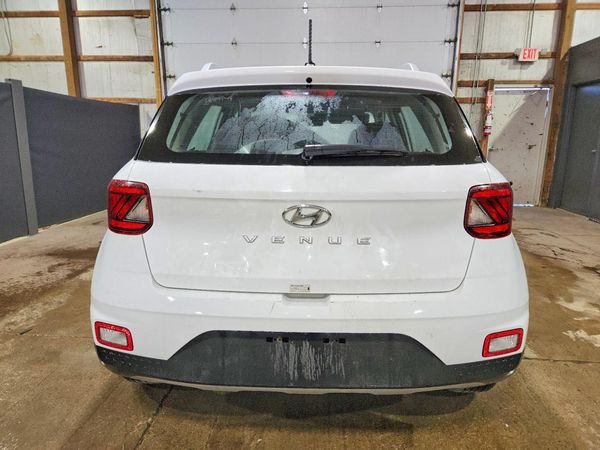 2025 HYUNDAI VENUE SEL, Limited