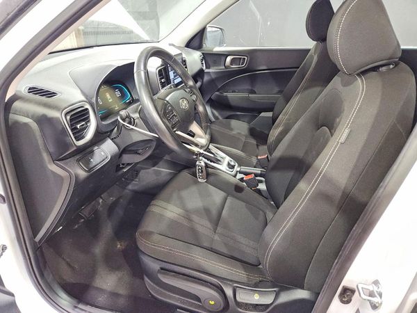 2025 HYUNDAI VENUE SEL, Limited