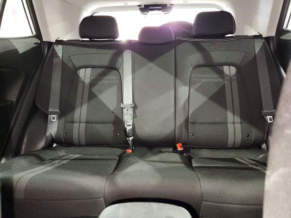 2025 HYUNDAI VENUE SEL, Limited