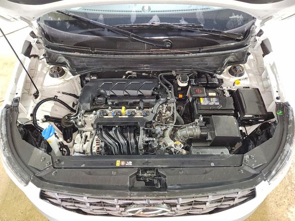 2025 HYUNDAI VENUE SEL, Limited