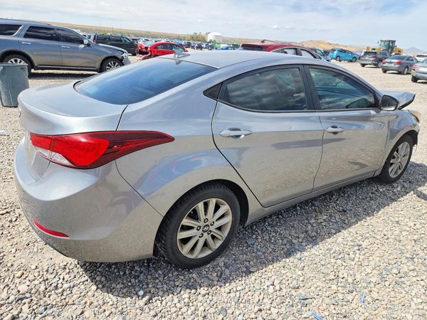 2015 HYUNDAI ELANTRA