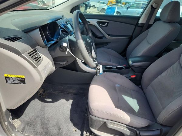 2015 HYUNDAI ELANTRA