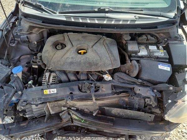 2015 HYUNDAI ELANTRA