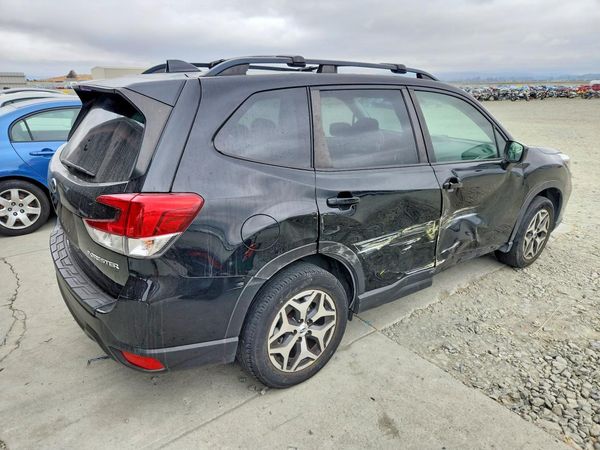 2021 SUBARU FORESTER