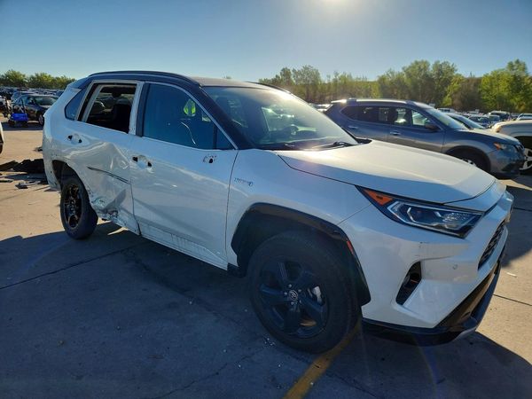 2021 TOYOTA RAV4 XSE HV