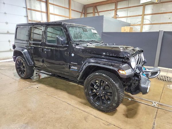 2024 JEEP WRANGLER Sahara 4XE