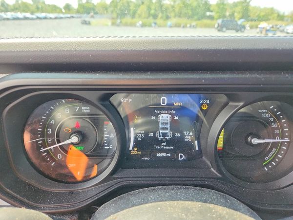 2024 JEEP WRANGLER Sahara 4XE