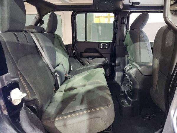 2024 JEEP WRANGLER Sahara 4XE