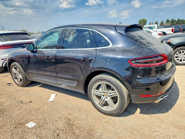 2015 PORSCHE MACAN