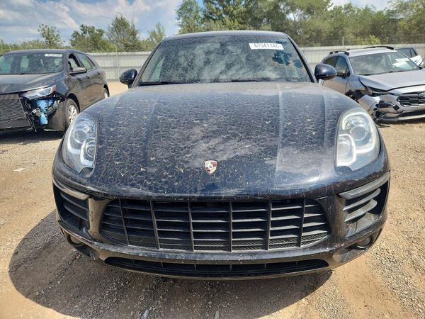 2015 PORSCHE MACAN
