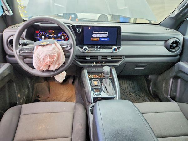 2025 CHEVROLET COLORADO Work Truck