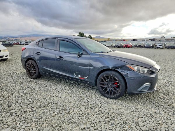 2015 MAZDA 3