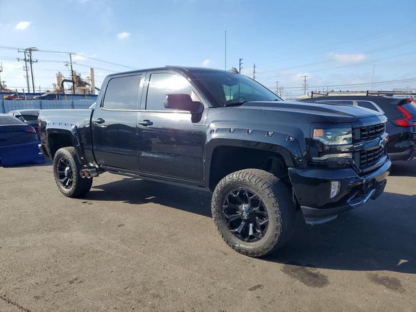 2017 CHEVROLET SILVERADO LTZ