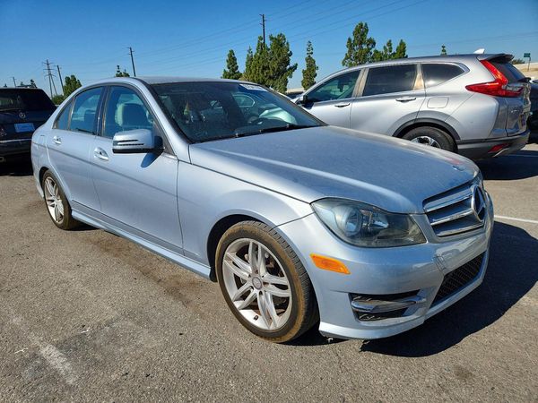 2013 MERCEDES-BENZ C C250