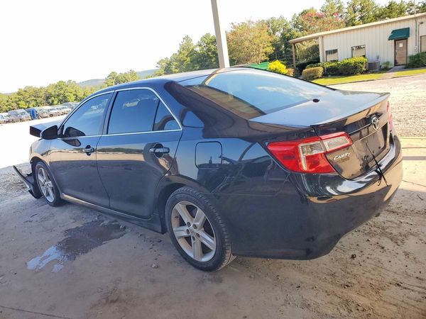 2013 TOYOTA CAMRY