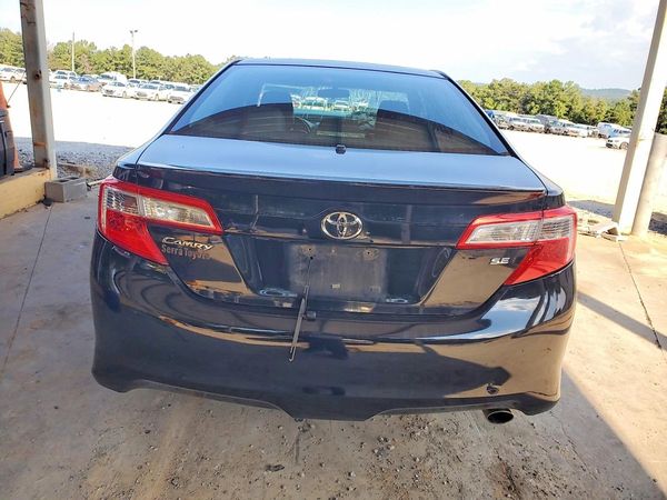 2013 TOYOTA CAMRY