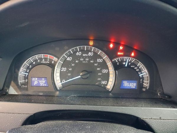 2013 TOYOTA CAMRY