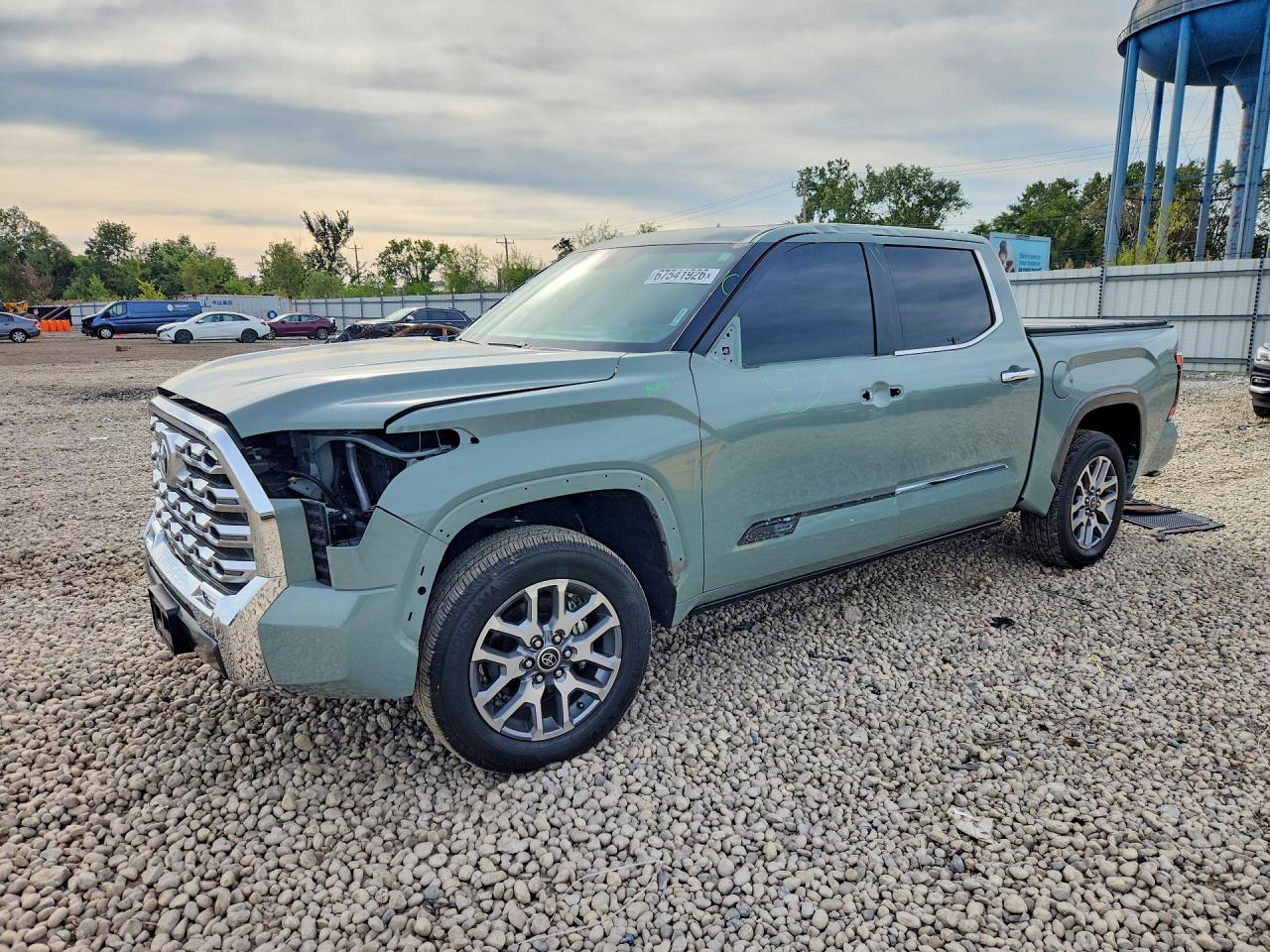 2024 TOYOTA TUNDRA