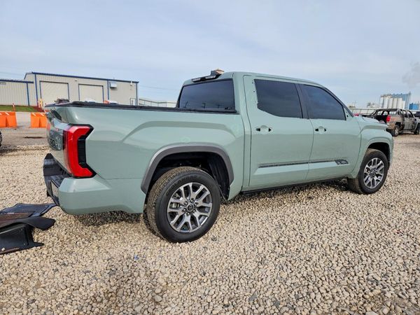 2024 TOYOTA TUNDRA