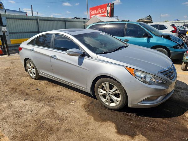 2013 HYUNDAI SONATA