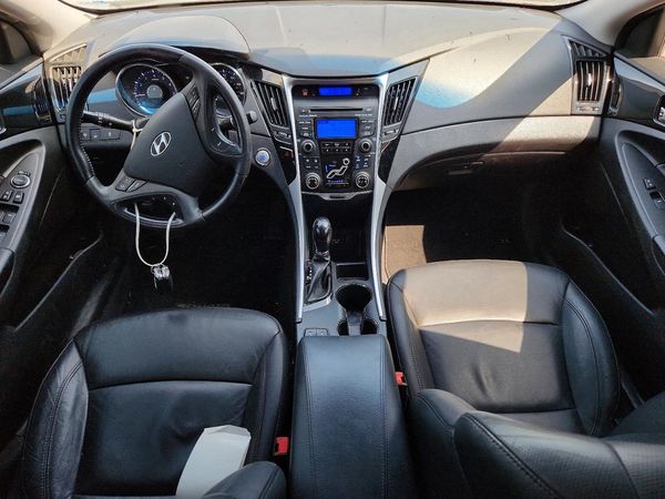 2013 HYUNDAI SONATA