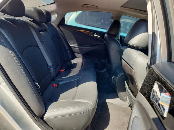 2013 HYUNDAI SONATA