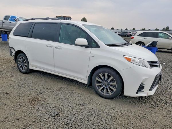 2020 TOYOTA SIENNA E grade