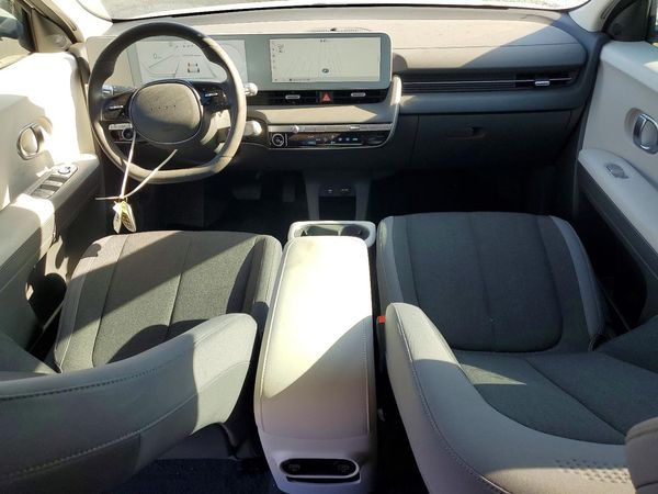 2024 HYUNDAI IONIQ SEL — CKPT