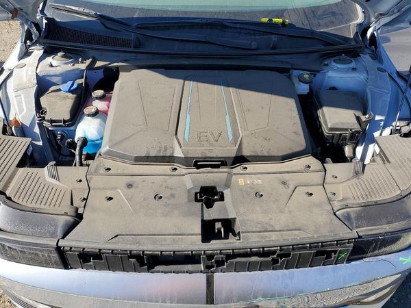 2024 HYUNDAI IONIQ SEL — Engine bay