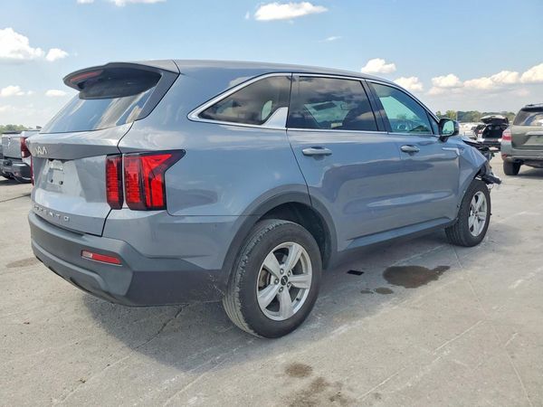 2022 KIA SORENTO LX
