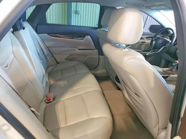 2015 CADILLAC XTS