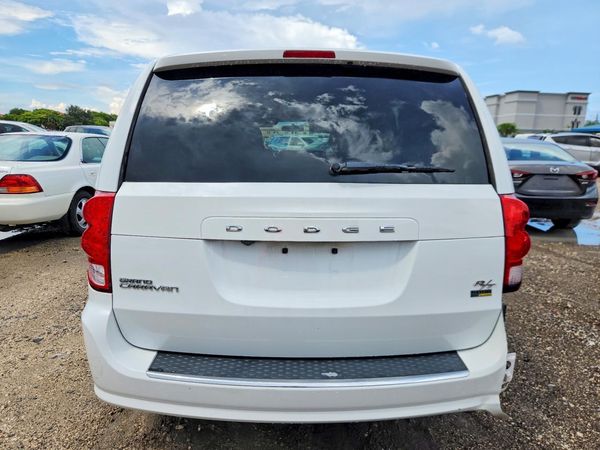 2016 DODGE GRAND CARAVAN R/T