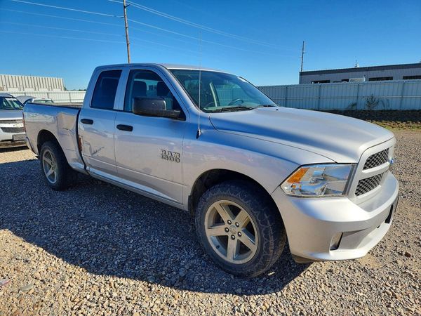 2015 RAM 1500 ST