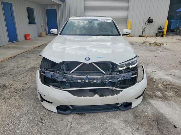 2020 BMW 330I