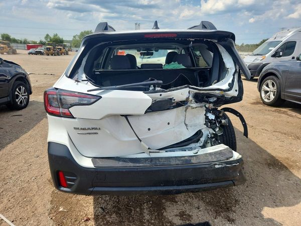 2022 SUBARU OUTBACK Premium — DIRR