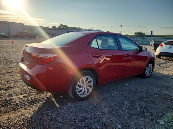 2017 TOYOTA COROLLA