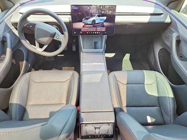 2026 TESLA MODEL Y