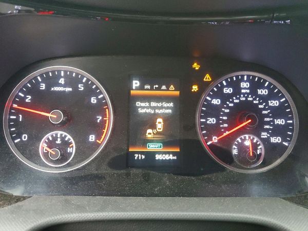 2022 KIA K5