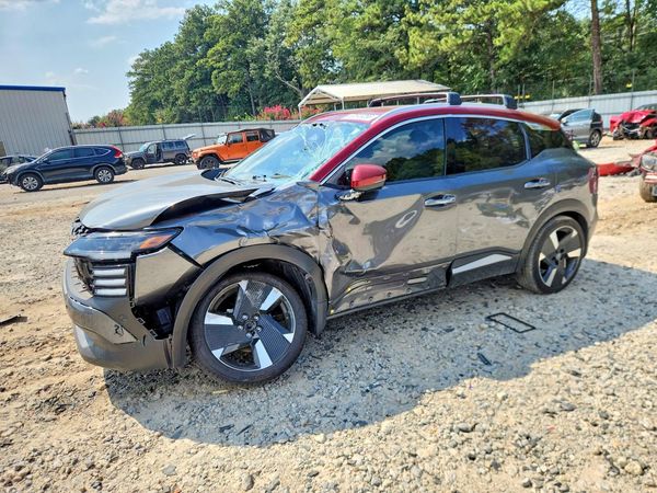 2025 NISSAN KICKS